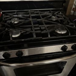GE 30 Inch 4 Burner Gas Stove