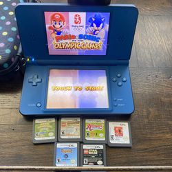 Nintendo Ds XL + Games And Chager 