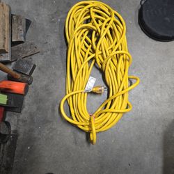 Yellow Jacket Extension Cord 100ft 20amp 