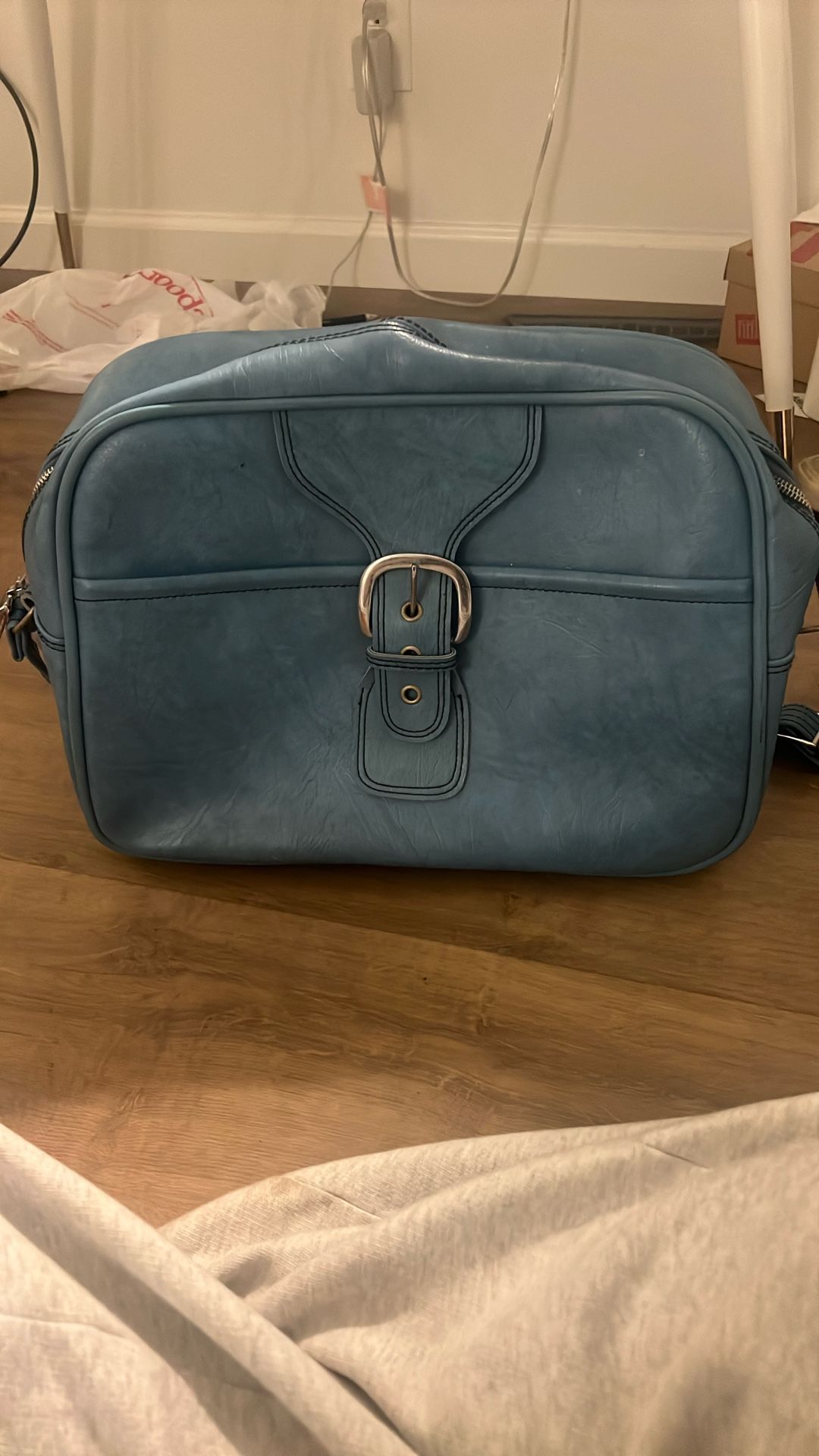  Vintage Briefcase/ Carry On 