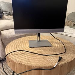HP E243m Monitor - Bang & Olufsen Sound 