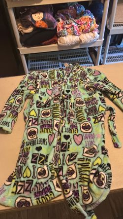 Girls robe