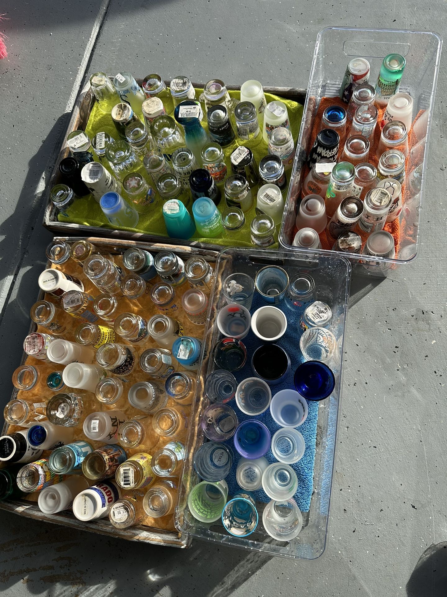 Lot of 127 Glass Shot Cups