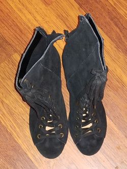 Women's size 8 lace up heels