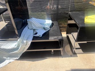 Corner tables and center table