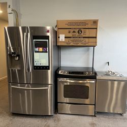 ✨ Beautiful 4-Piece Kitchen Appliance Set! 