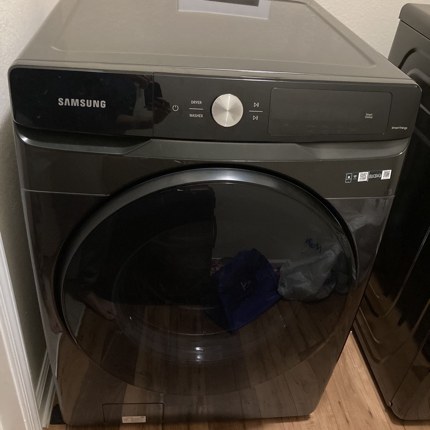 Samsung Smart Washer And Dryer Set