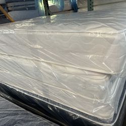 Cal King Pillow Top Bed (Mattress & Box Spring) Delivery Available 