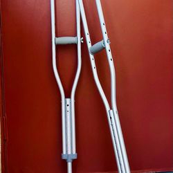 GUARDIAN MOBILITY ADJUSTABLE ADULT CRUTCHES FOR WALKING. EXCELLENT CONDITION!