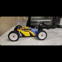 Team associated reflex 14b buggy