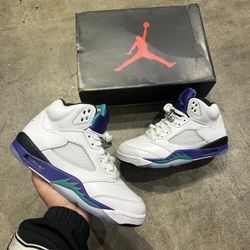Jordan 5 Grape 🍇 SIZE 9.5M VNDS OG ALL $135