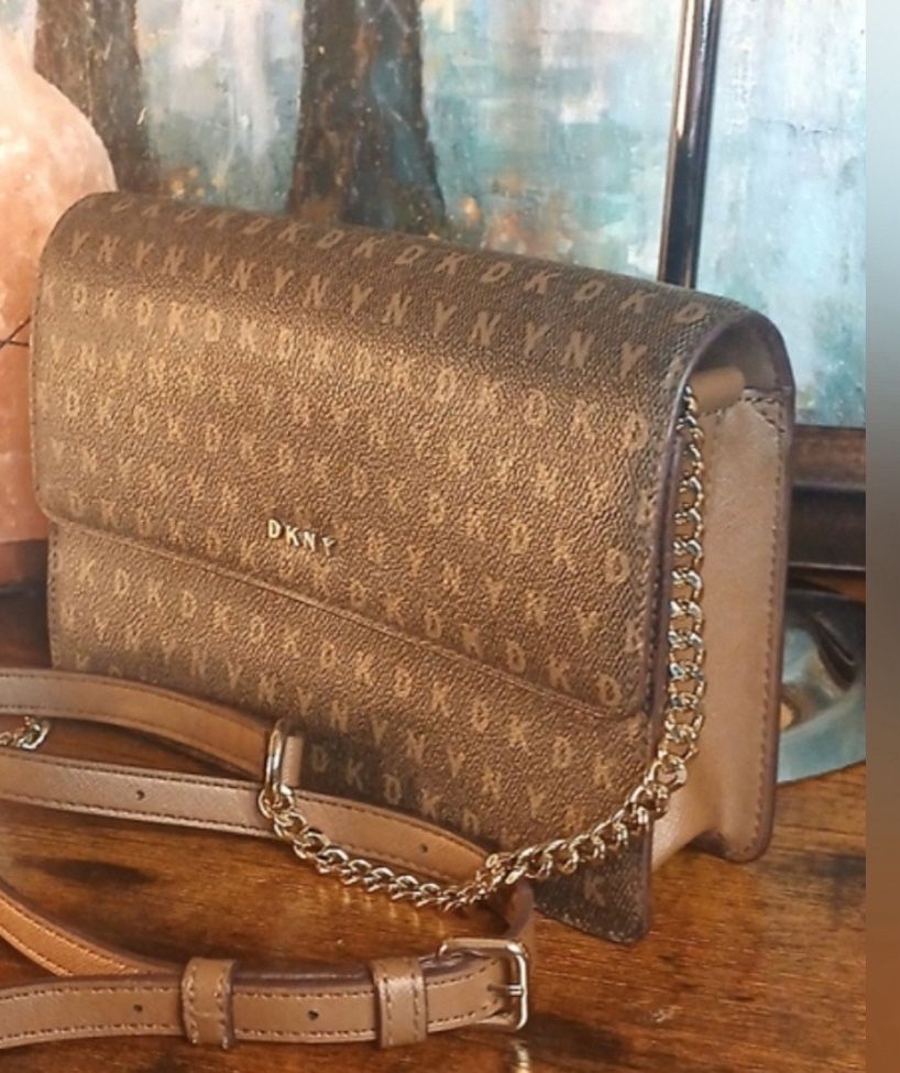 Dkny Bryant flap crossbody
