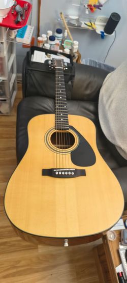 Yamaha FD01S Guitar