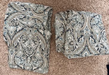 King duvet cover and 2 European shams Pottery Barn