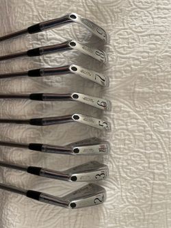 Vintage Haig Ultra Golf Club Set — Walter Hagen — Irons 2-9 + Woods 1, 3, 4 — Right-Handed