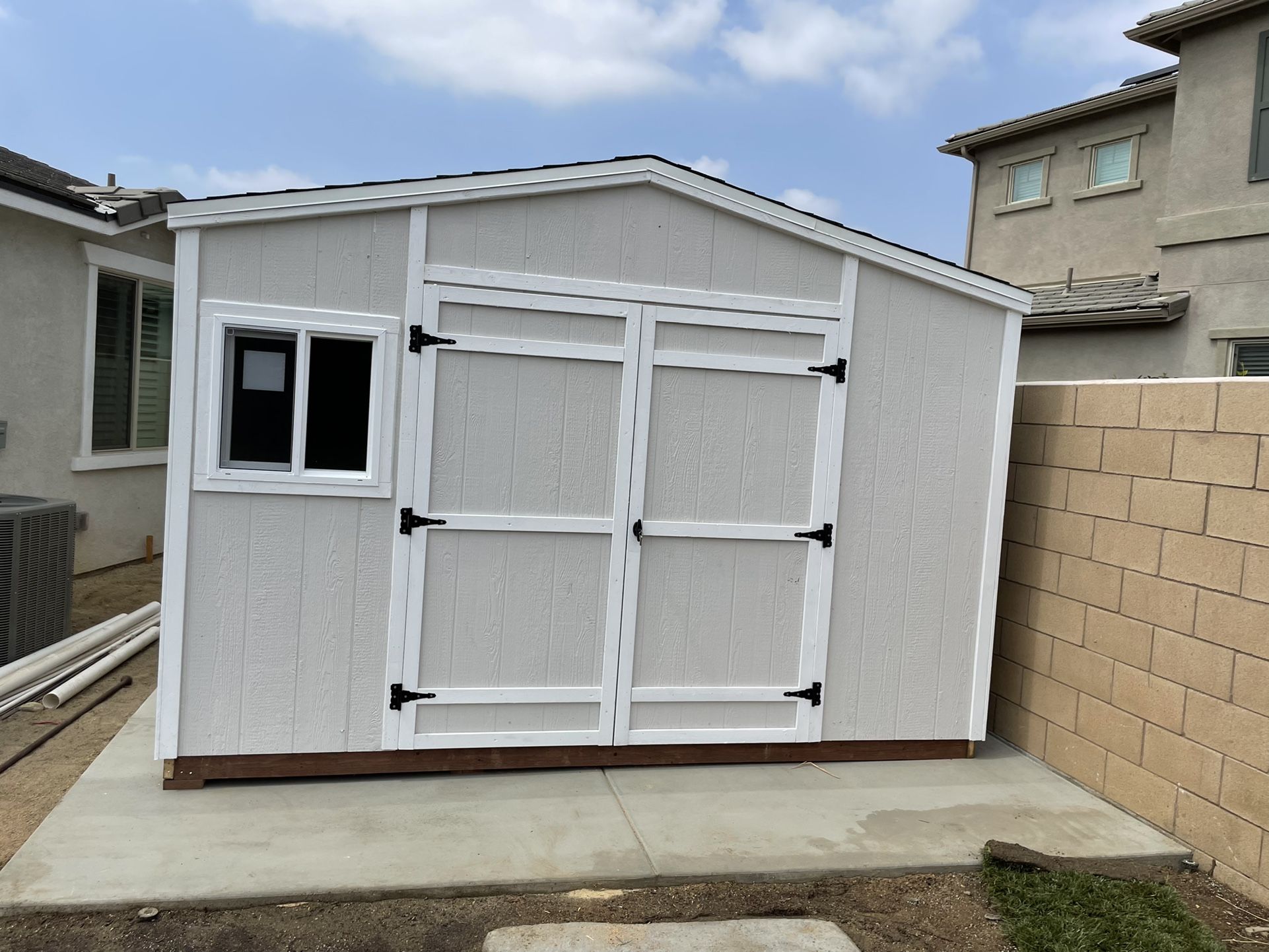 Shed 12x12x8