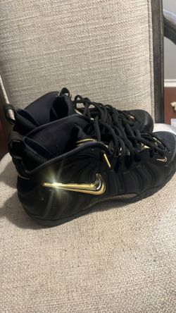 Size 13 used throw me a deal