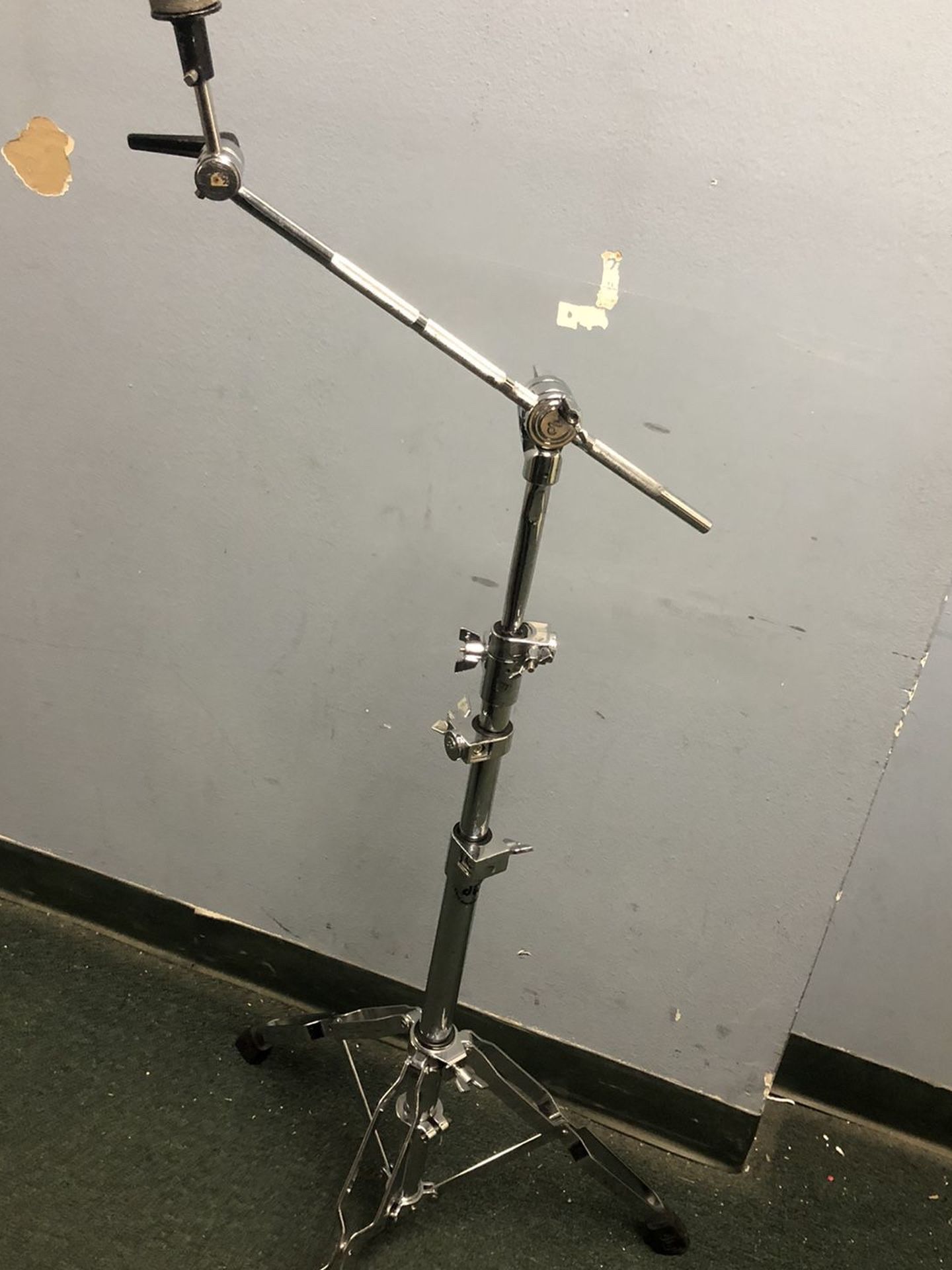 DW Boom Cymbal Stand