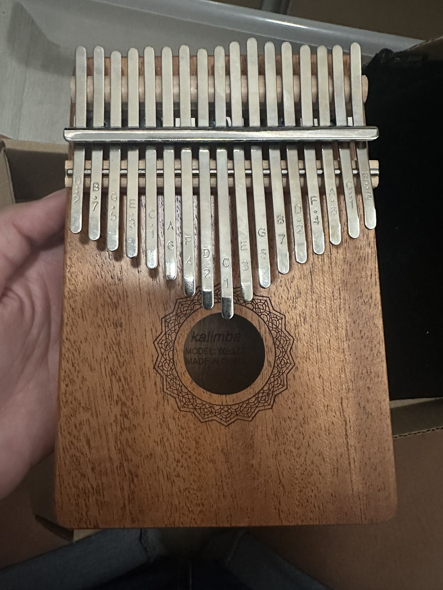 Kalimba/Thumb piano (7)