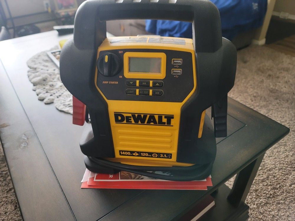 Dewalt Battery Charger