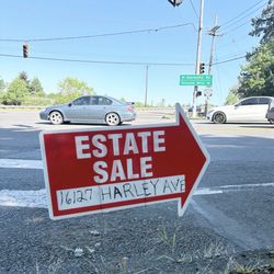 Estate sale, Oregon city