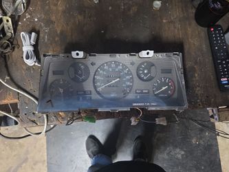 Nissan 720 parts
