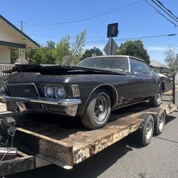 71,73  Buick Riviera ( Parts )