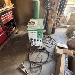 Welder - Linde Union Carbide 160
