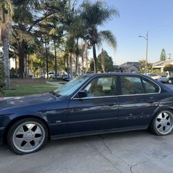 1992 BMW 525i