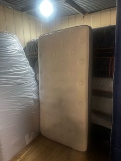 Twin matress used good condition