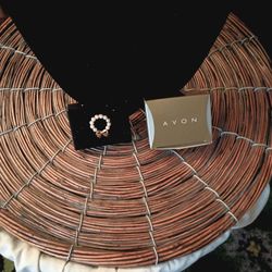 Faux Pearl Pin Avon In Box Good Condition 