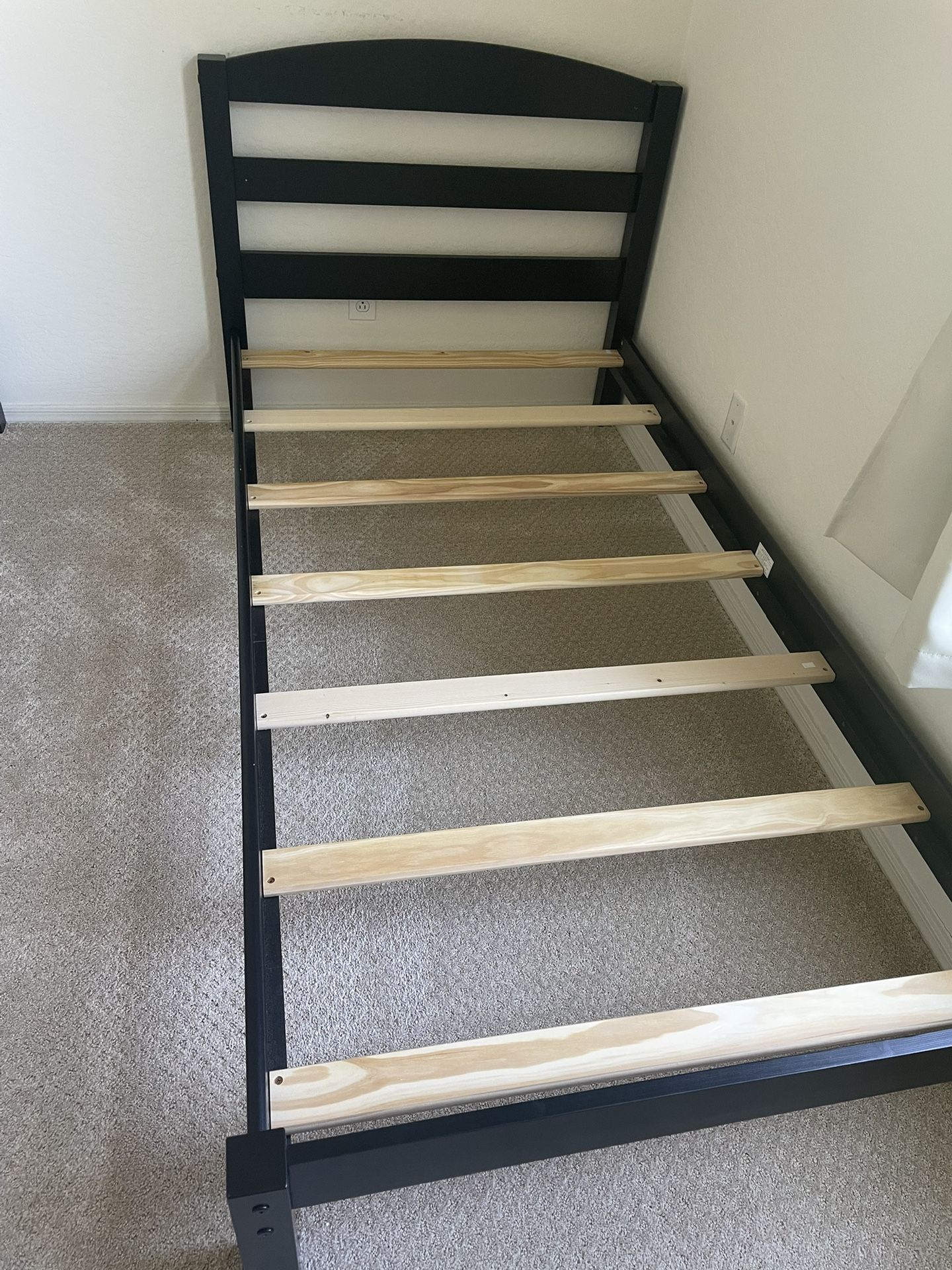 Twin Bed Platform