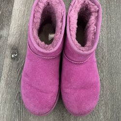 Women’s Sparkly Purple Uggs