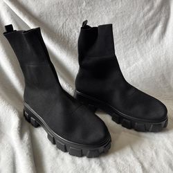 WILD DIVA Presley-23 Knit Ankle Bootie PRESLEY-23-BKKT - PLNDR