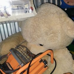 Giant Stuffed Animal Bear