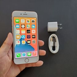 iPhone 6s - UNLOCKED - Like New  