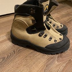 La Sportiva Makalu Boots 