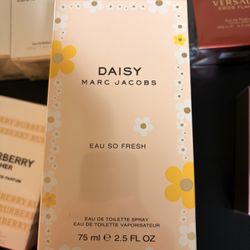 Daisy marc jacobs eau so fresh perfume 