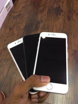 iPhone 8 64GB Factory Unlocked Excellent Condition With Free Charger