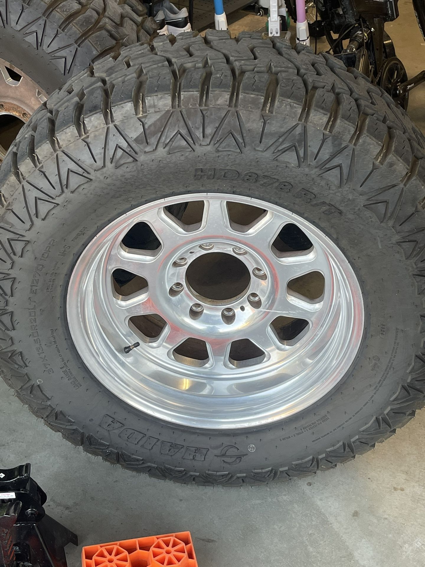 37’s On 20’s. Haida R/T Less Than 1k Miles. Still Have Nubs OBO