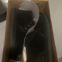 Men’s Uggs Brand New 