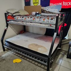 bunkbeds