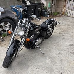 1998  Honda shadow 750