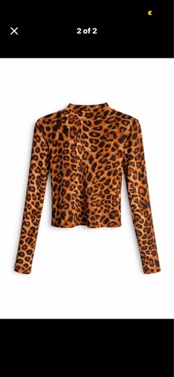 Title: Leopard Print Mock Neck Long Sleeve Top