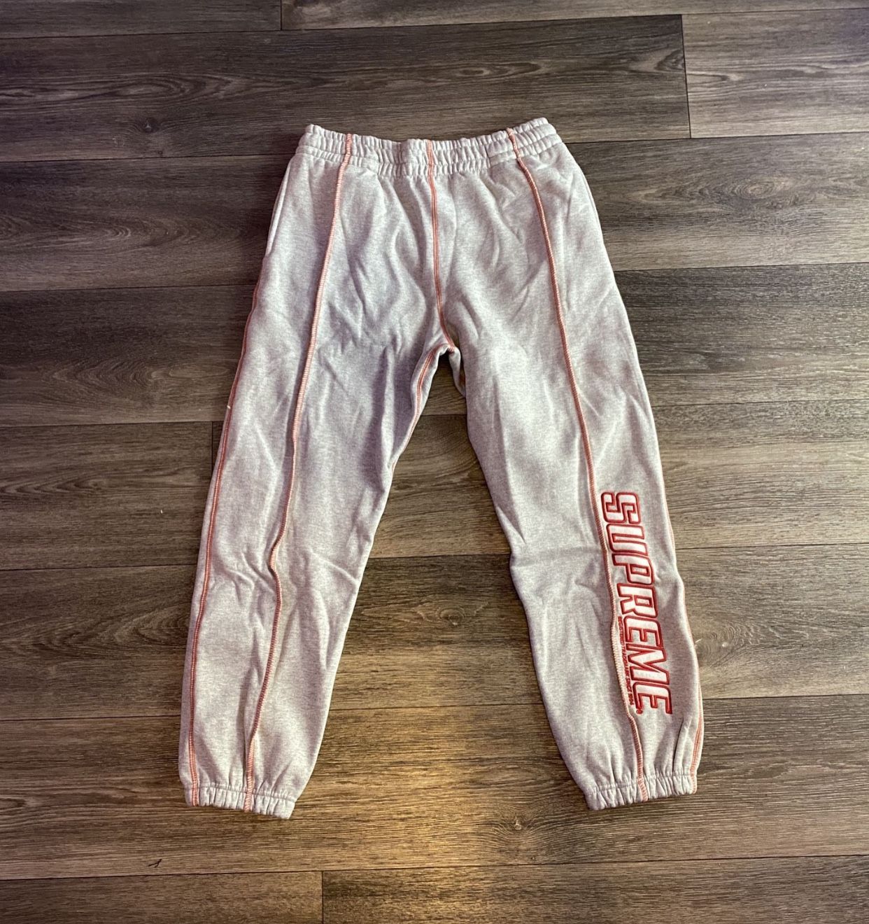 Supreme Sweats Size Small
