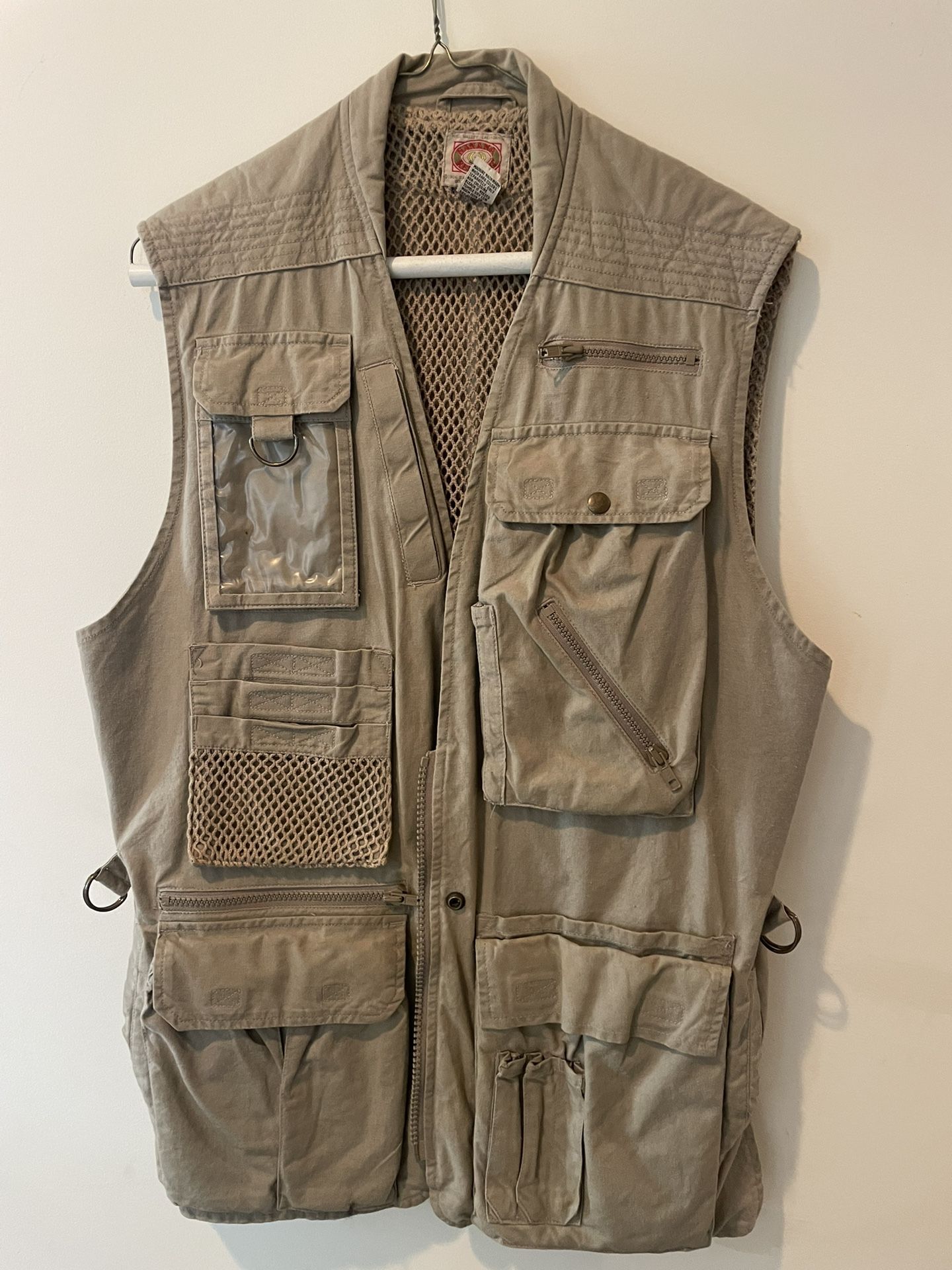 Vintage Photographer’s Vest, Medium Size, 1980’s By Banana Republic. 