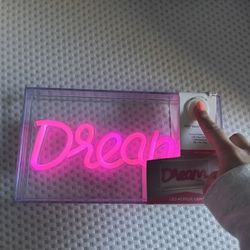 Girls Room Light Up Neon Sign Dream Brand New 