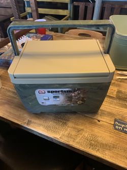 Sportsman Igloo 13 can Camouflage Lunch Cooler