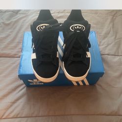 Women’s Adidas Black And White Sneakers 