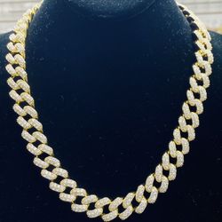 Iced out gold filled Miami Cuban link Chain Created Diamonds Necklace 18 mm...